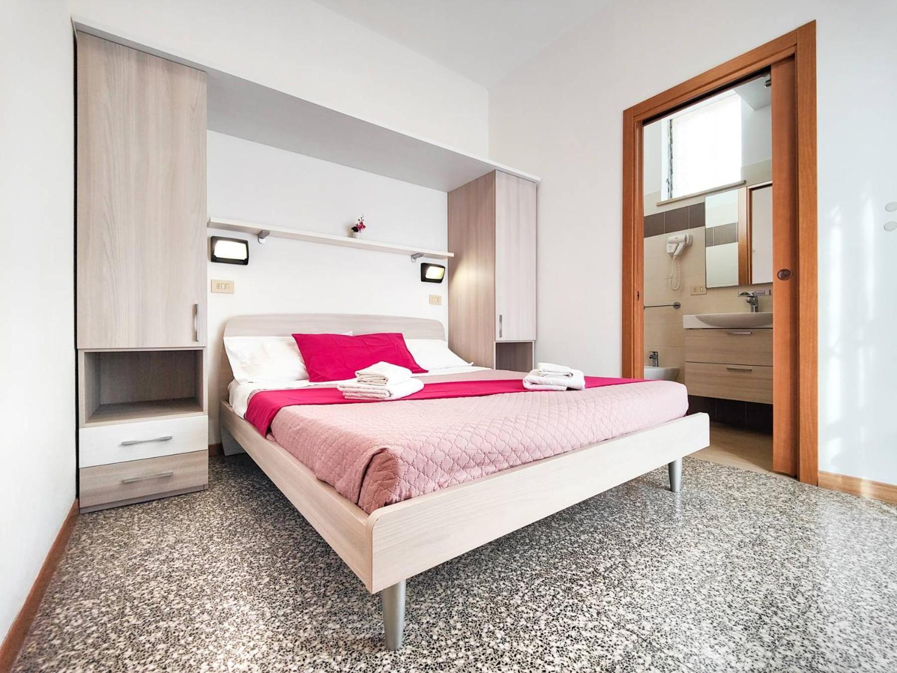 Hotel Lea B&B Pensione Completa Rimini Esterno foto