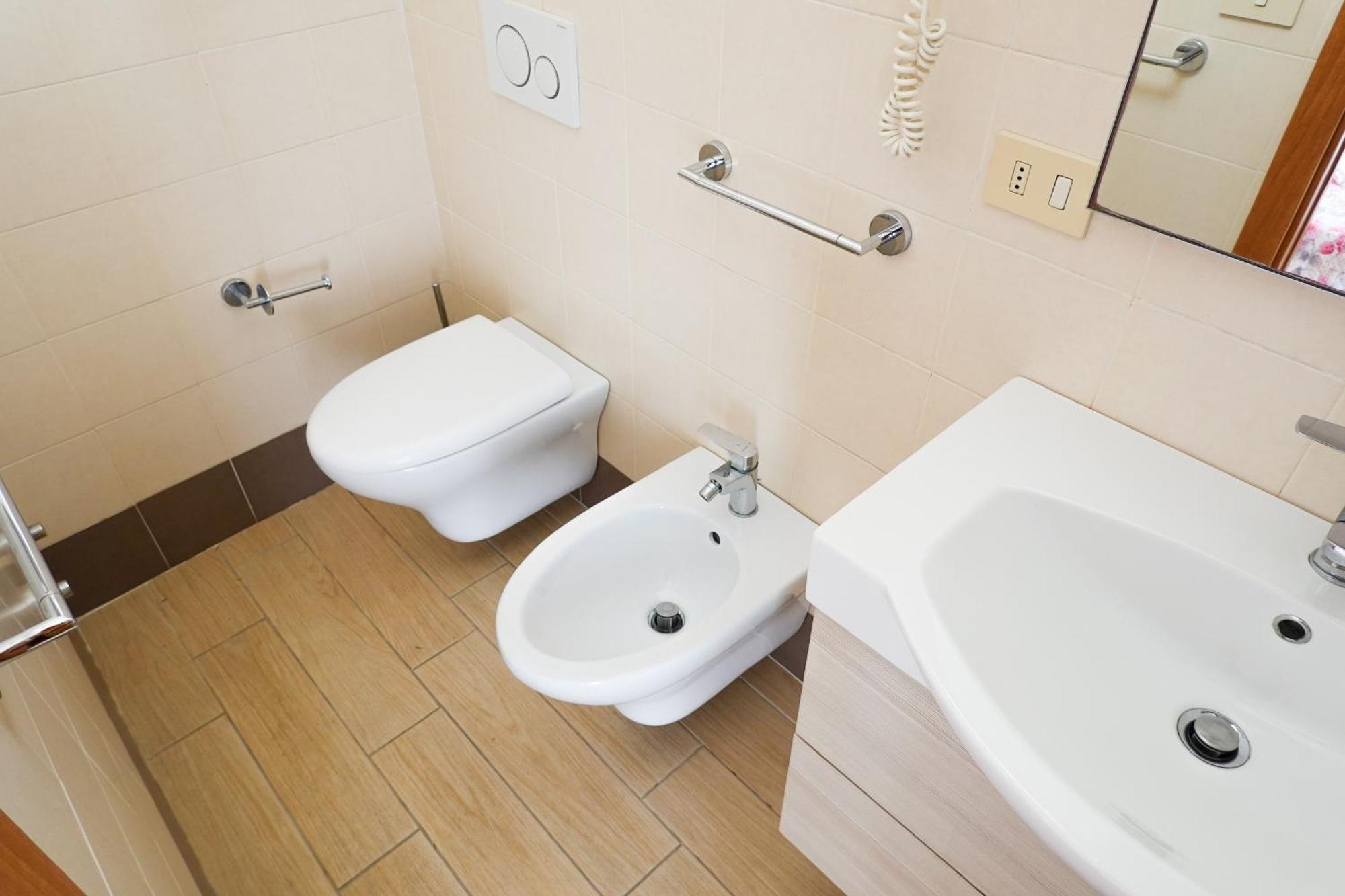 Hotel Lea B&B Pensione Completa Rimini Esterno foto